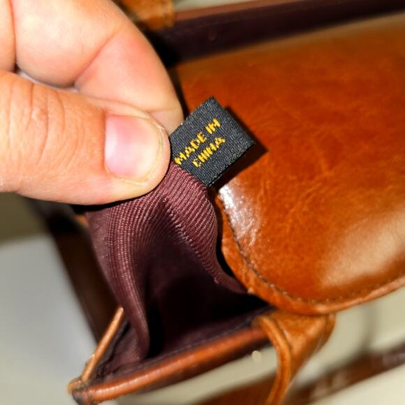 Unbranded Leather Purse with Silver Heart Accent - Picture 9 of 15